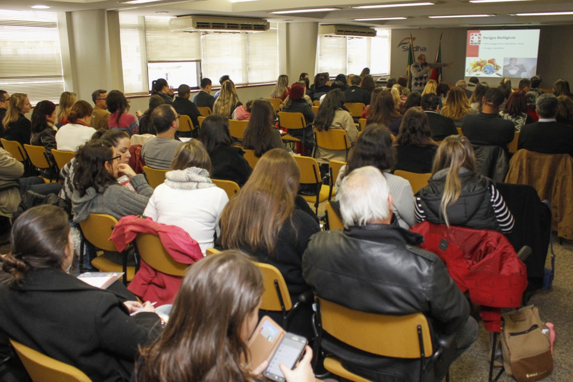 Blog - Com mais de 20 anos de atuação no mercado da Comunicação e no atendimento a clientes de todo o país, a Camejo Estratégias em Comunicação põe a serviço de cada cliente a experiência, o conhecimento técnico, os relacionamentos e a credibilidade, além de muita ousadia para buscar os melhores resultados.  