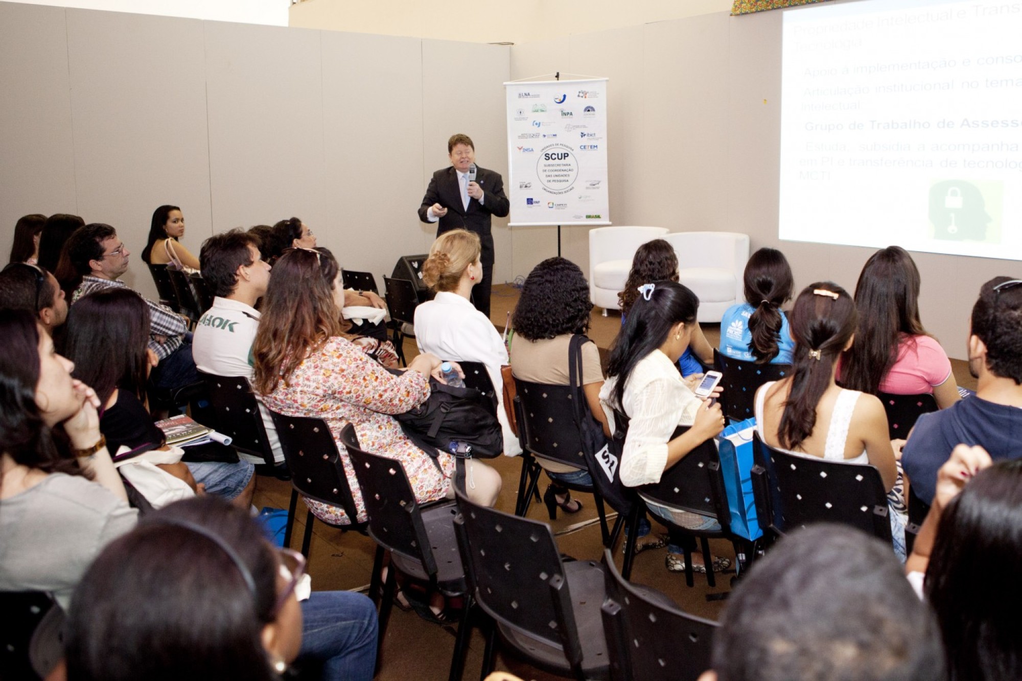Blog - Com mais de 20 anos de atuação no mercado da Comunicação e no atendimento a clientes de todo o país, a Camejo Estratégias em Comunicação põe a serviço de cada cliente a experiência, o conhecimento técnico, os relacionamentos e a credibilidade, além de muita ousadia para buscar os melhores resultados.  